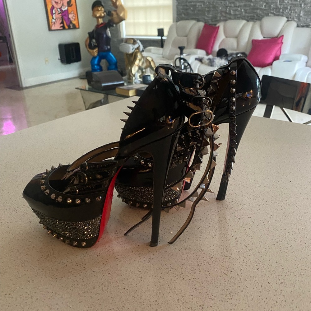 Black Spiked Heels - Picture 2 of 4
